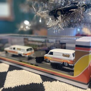 M2 machines squareboy syndicate hauler set